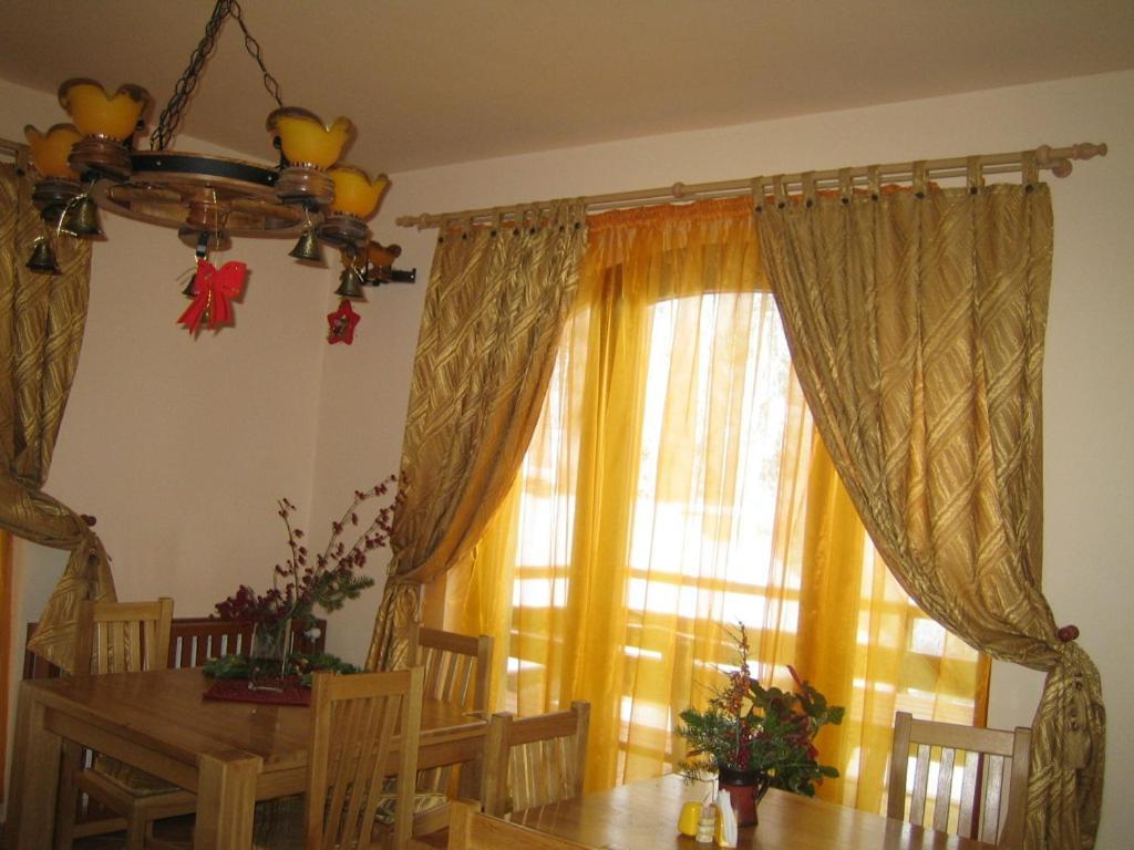 Casa Anca Boutique Hotel Тимишос Екстериор снимка